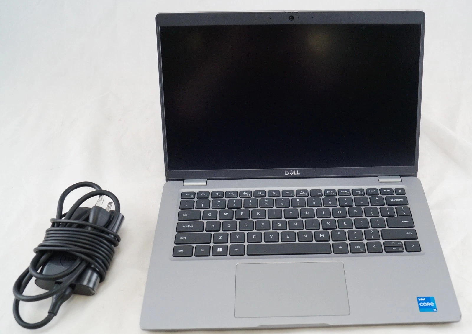 Laptop Dell Latitude 5420 lista para trabajo y estudio